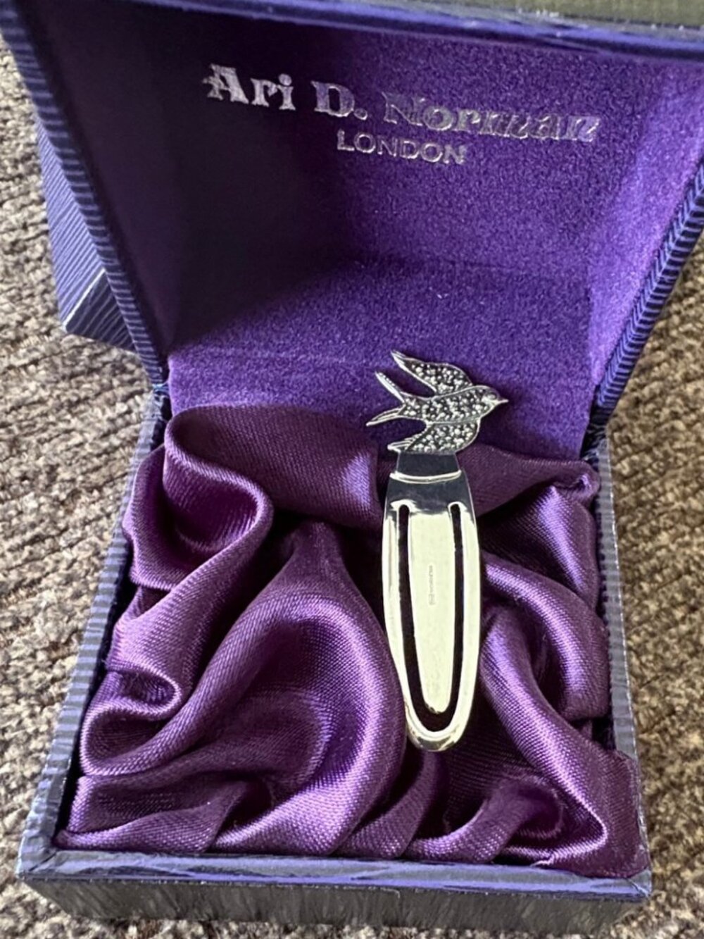 ARI D. NORMAN 925 English Hallmark STERLING SILVER Marcasite Bookmark--ENGLAND.